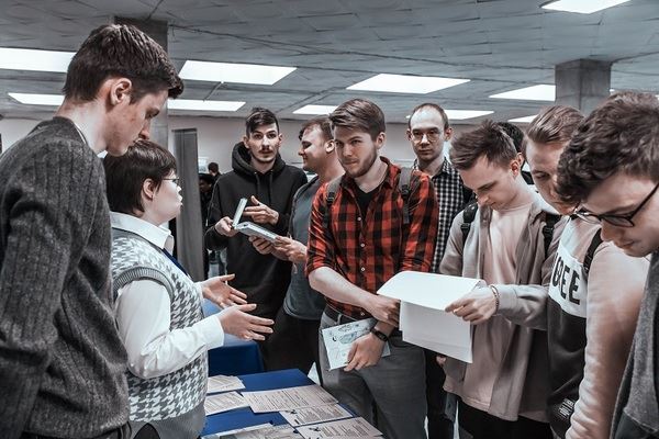 Более 1000 студентов приняли участие в Дне карьеры Росэлектроники