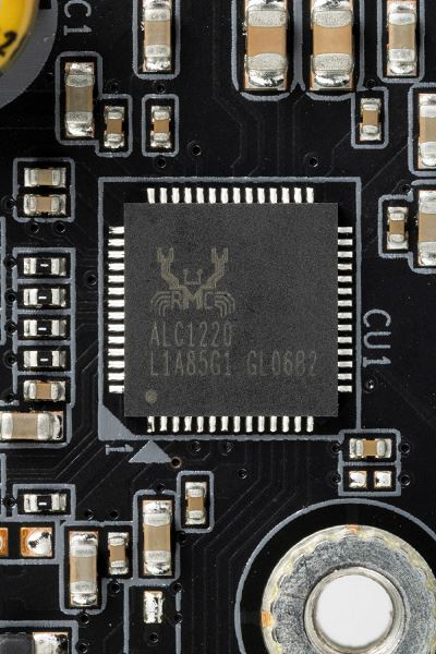 Обзор материнской платы Gigabyte Z790 Aorus Master на чипсете Intel Z790