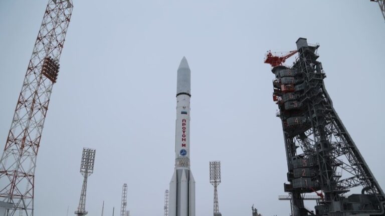 Российский спутник-ретранслятор «Луч-5Х» выведен на заданную орбиту