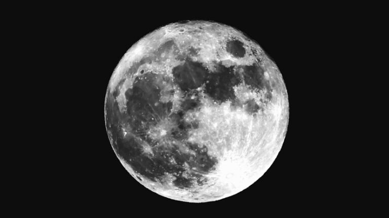 «Седьмой континент Земли»: научный руководитель российской лунной программы — об экспедиции «Луна-25»